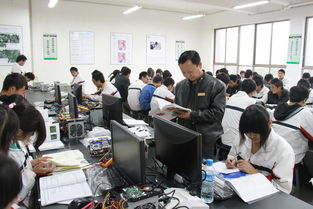 工程信息部電腦維修實(shí)訓(xùn) 計(jì)算機(jī)技術(shù)培訓(xùn)的核心環(huán)節(jié)